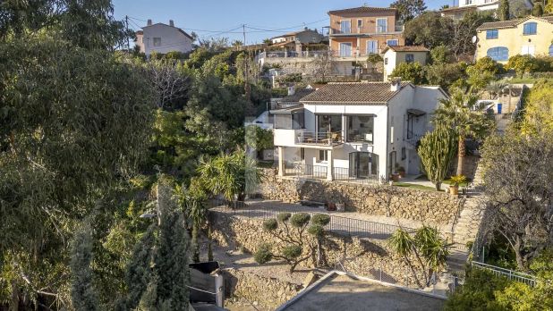Vallauris House 7 Rooms, 205 m²