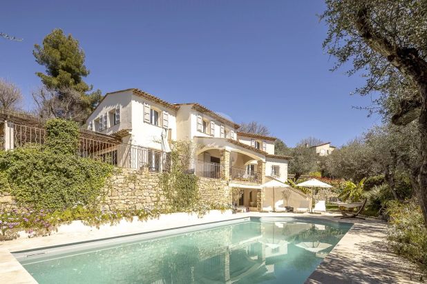 Opio House 8 Rooms, 245 m²