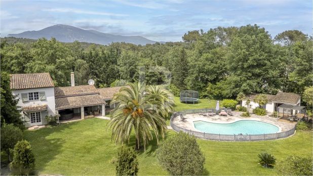 Valbonne Maison 8 Pièces, 192,18 m²