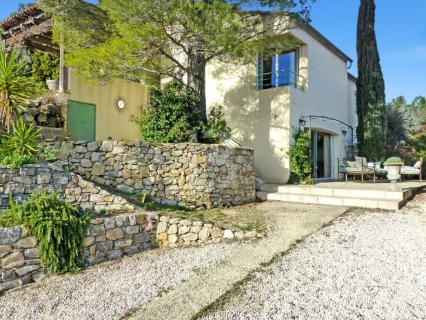 Cotignac House 7 Rooms, 161 m²