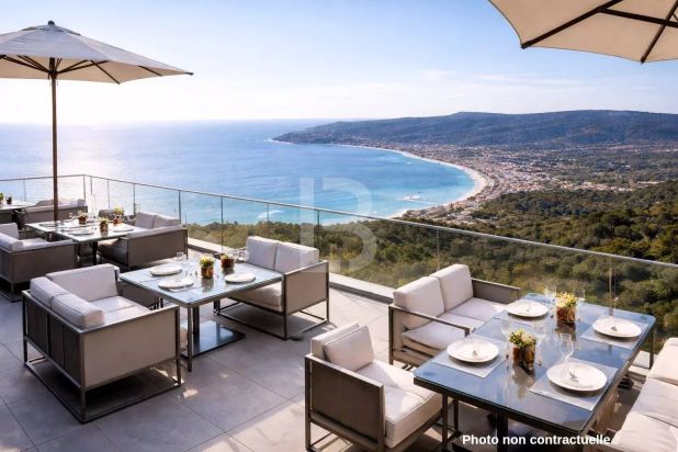 Marseille 8ème Maison 10 Pièces, 2500 m²