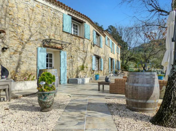 Méounes-lès-Montrieux Maison 9 Pièces, 390 m²