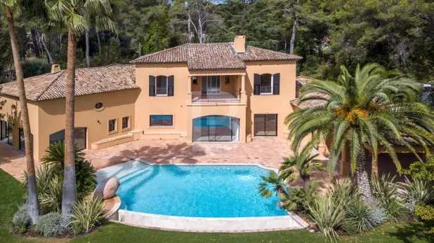Mougins Maison 15 Pièces, 438 m²