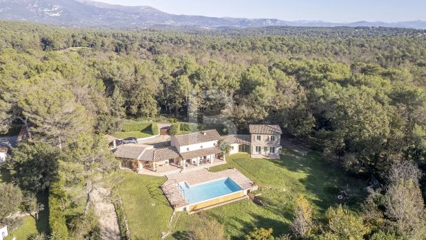 Valbonne Maison 7 Pièces, 250 m²