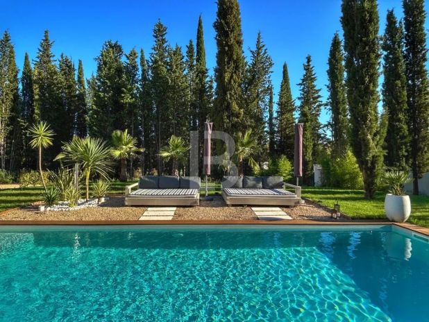 Châteauneuf-Grasse House 6 Rooms, 170 m²