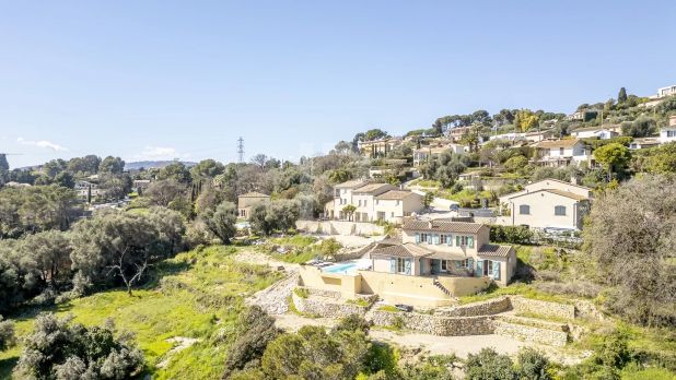 Mougins House 5 Rooms, 165 m²